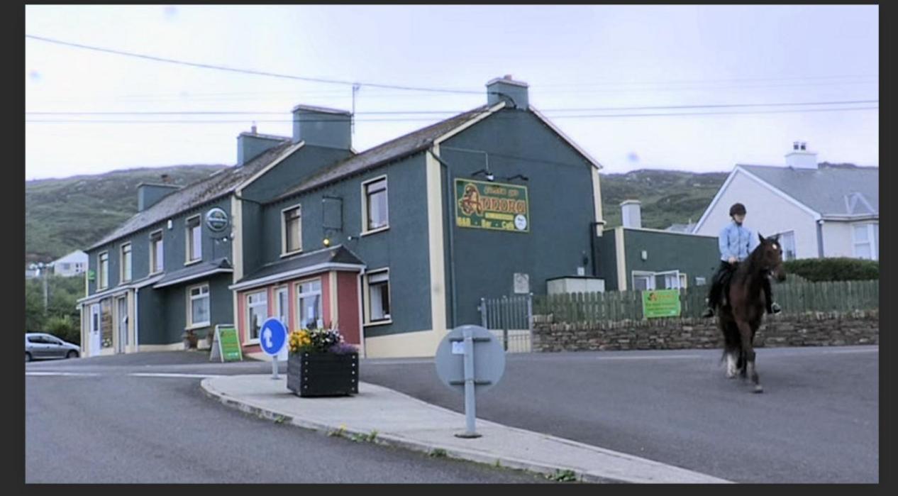 Annora Bar & Accommodation 波特努 外观 照片